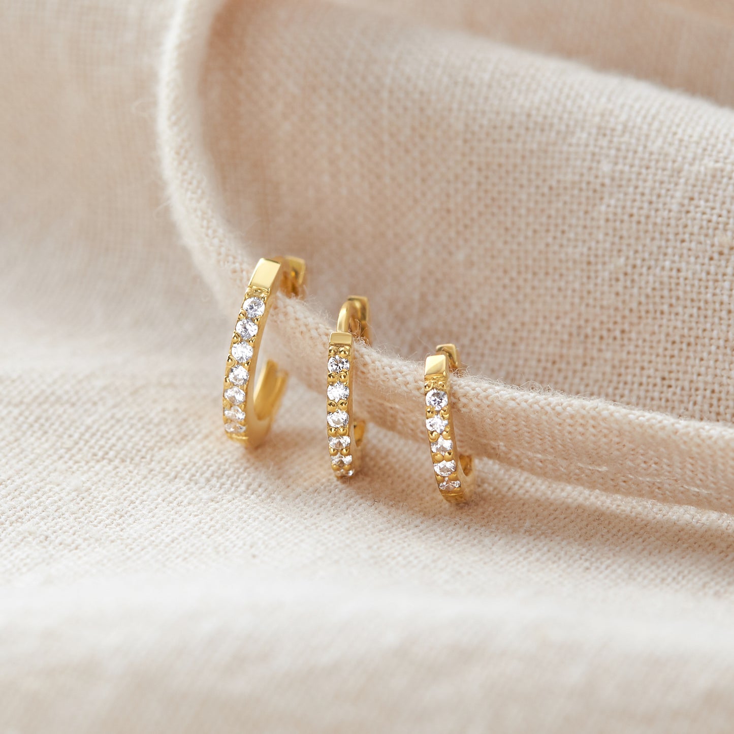 Huggie Cartilage Hoop Earrings Gold Ear Cuff